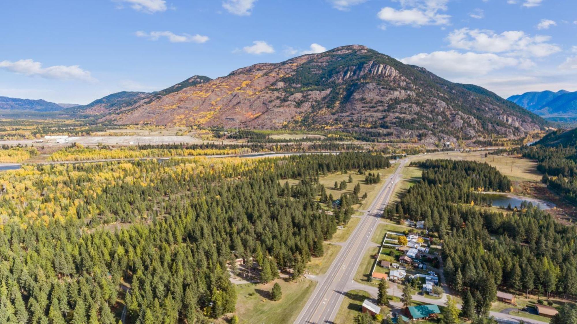 Fort Williamson Glacier Vacation Rentals Колумбия-Фолс Экстерьер фото